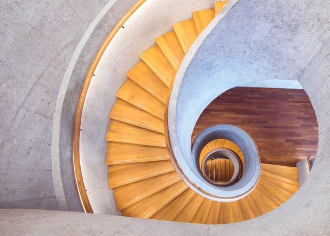 escalier en colimaçon_7 modèles de design d’escalier pour votre maison  