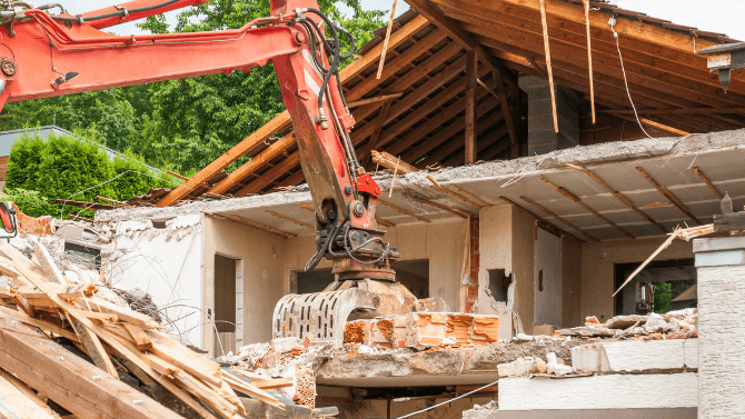 Maison qui se fait démolir