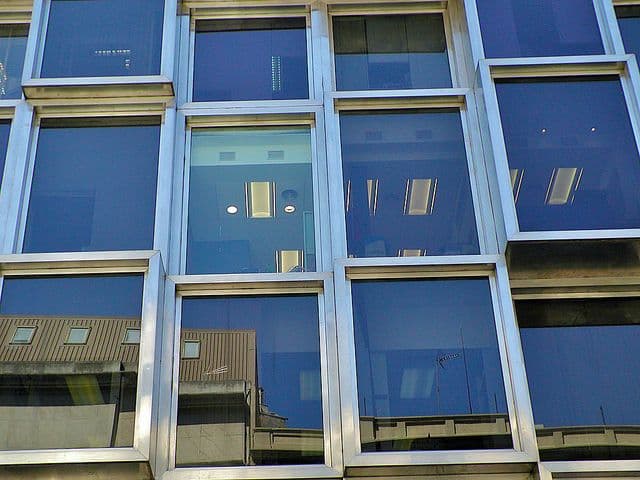 vitres teintées_Quels sont les modèles de fenêtres les plus résistants?