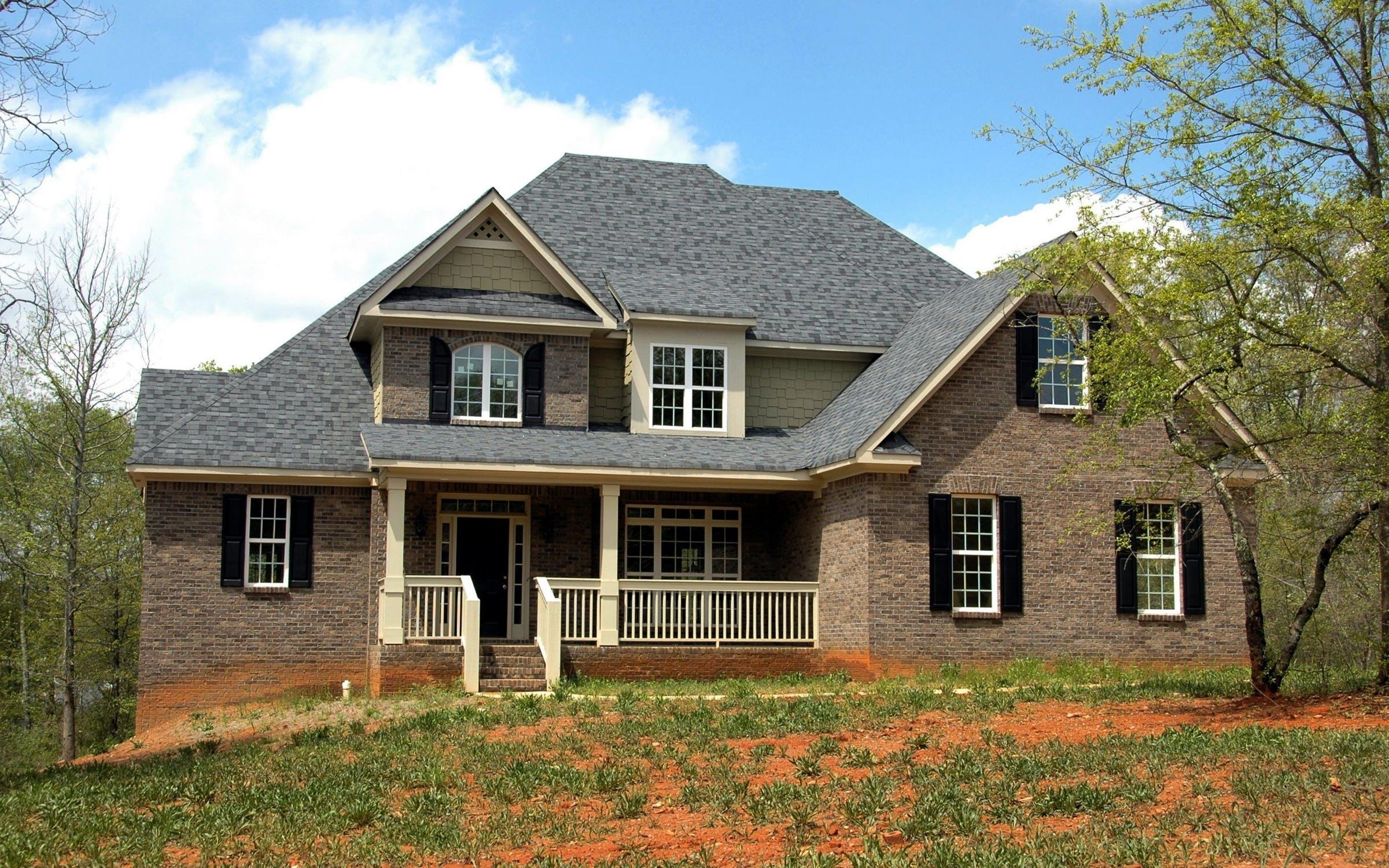 brick house_How to install exterior brick siding_RenoQuotes.com