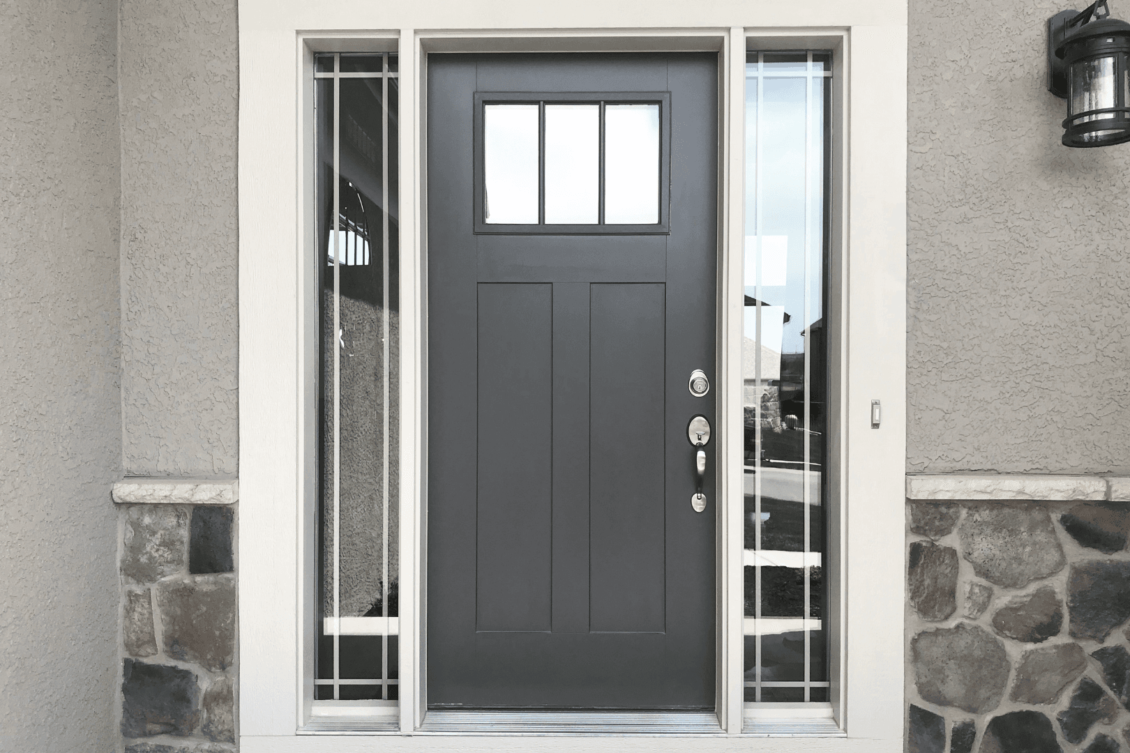 Porte d'entrée de maison en aluminium