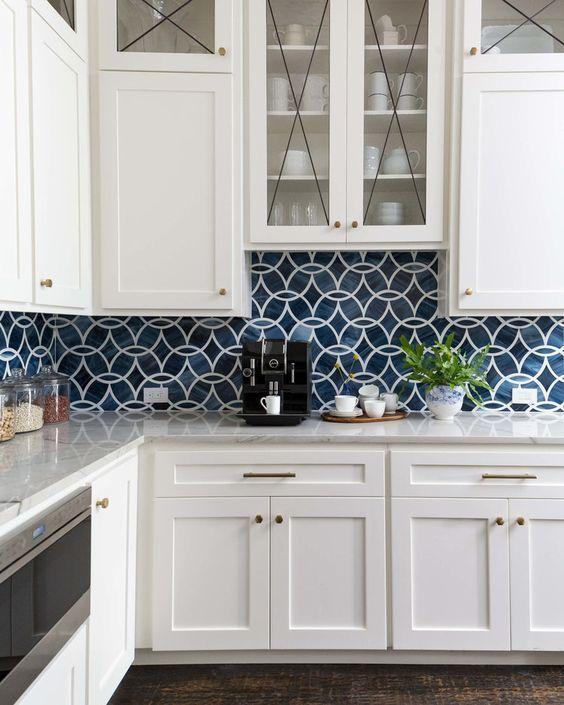 backsplash bleu foncé_Pinterest