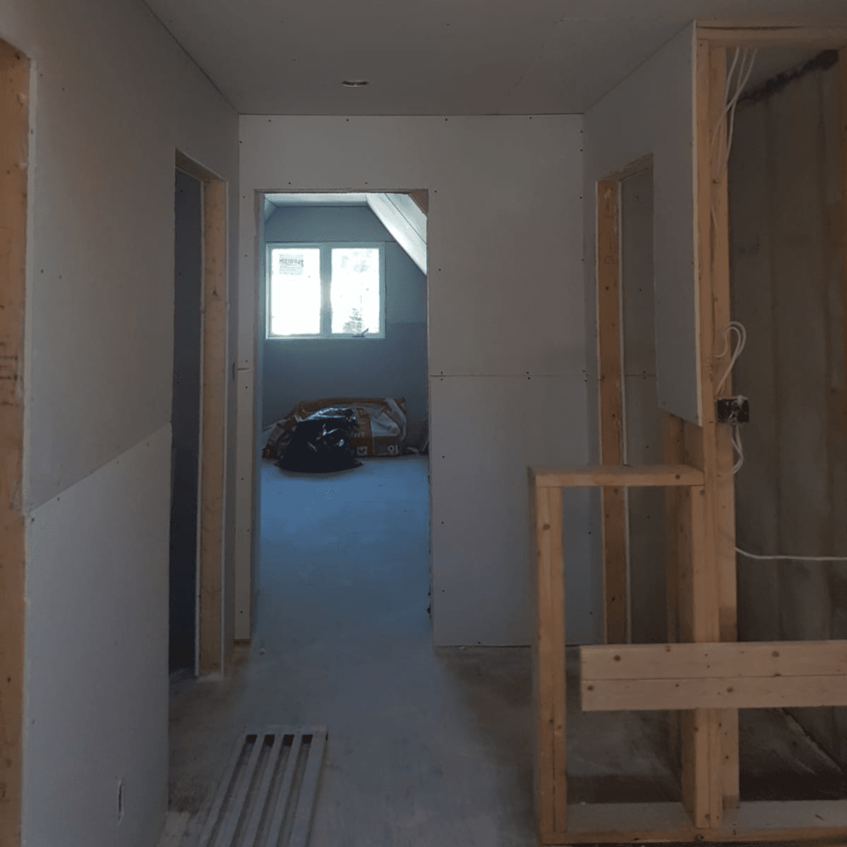 contractor-profile-logo