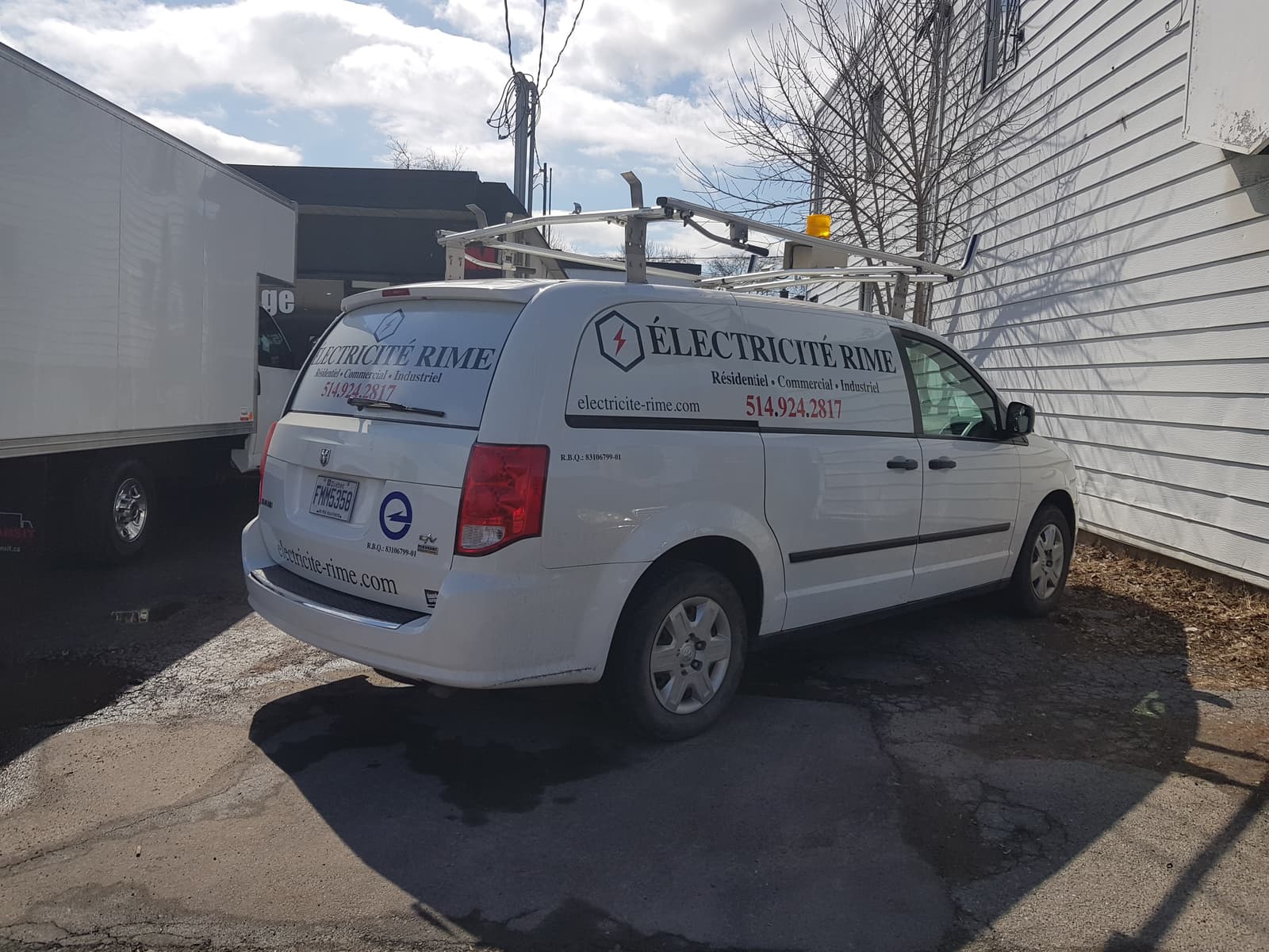 contractor-profile-logo