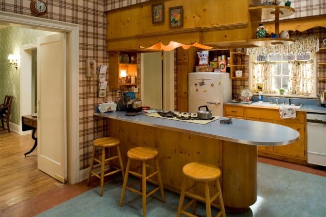 Cuisine série mad men_10 cuisines et salles à manger originales vues dans les séries télé et les films