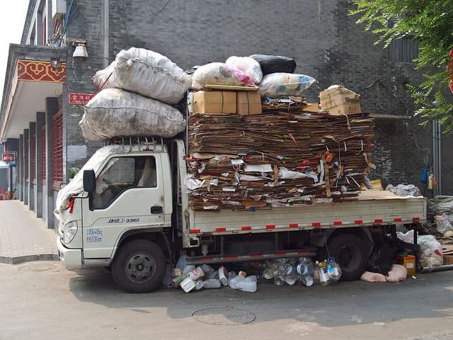 Camion de recyclage_10-conseils-pour-renovations-ecologiques