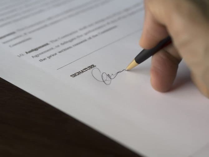 signature de contrat
