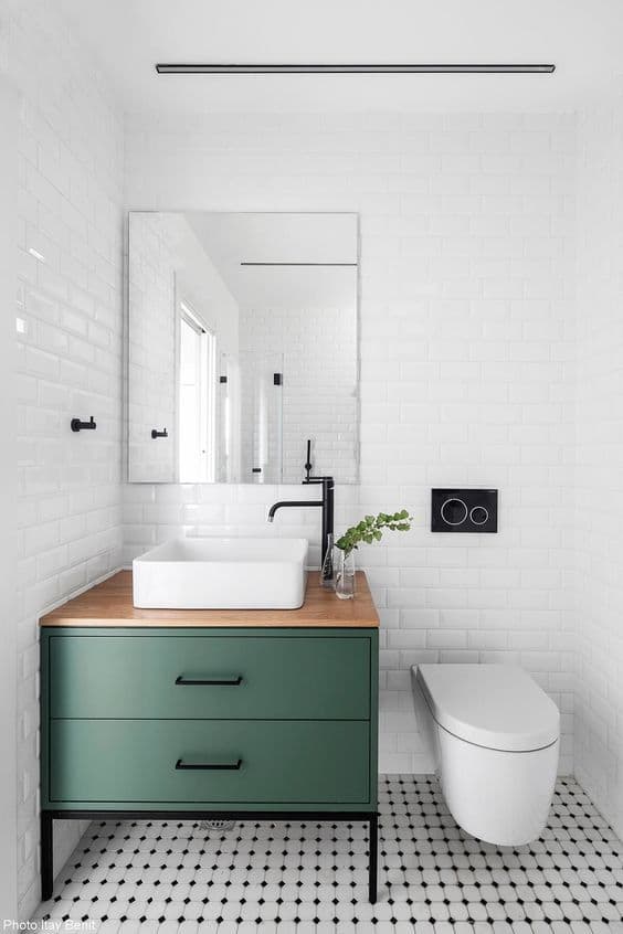 salle de bain minimaliste blanche_Pinterest